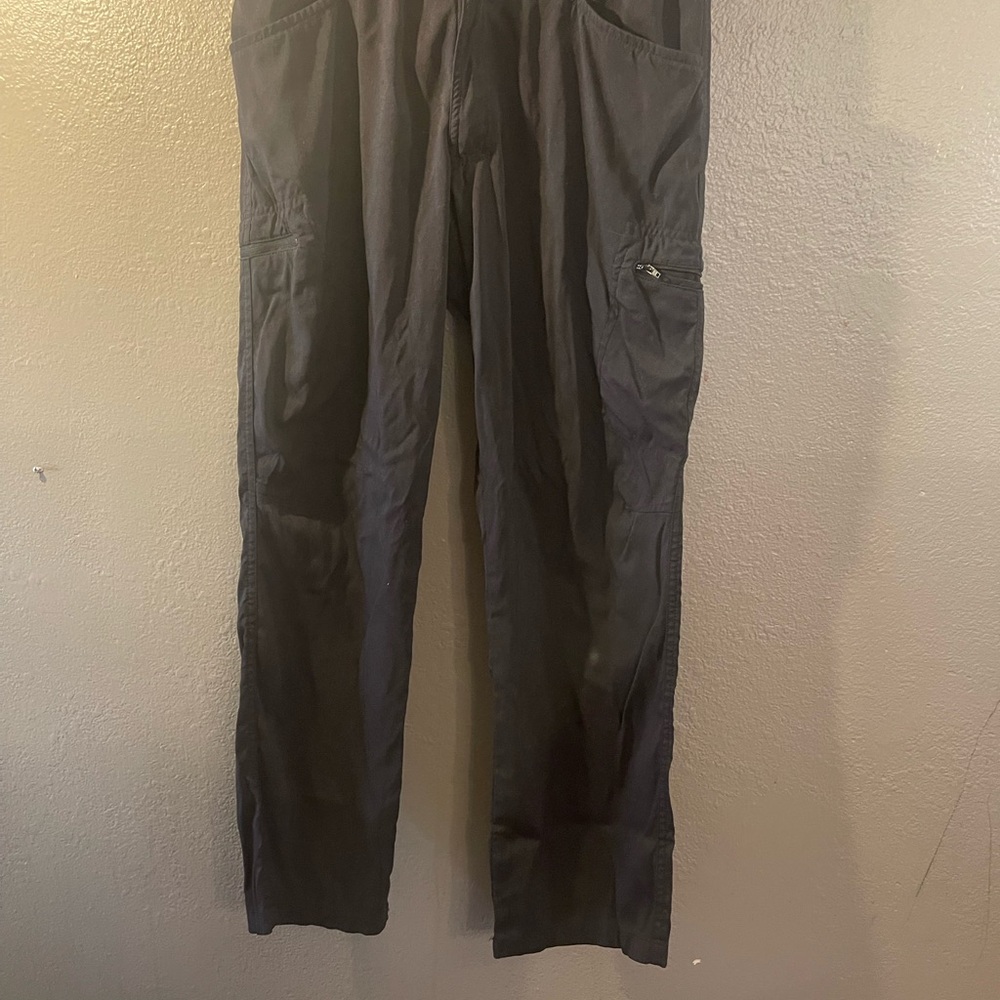 Wrangler Outdoors Men's Black Cargo Pants
